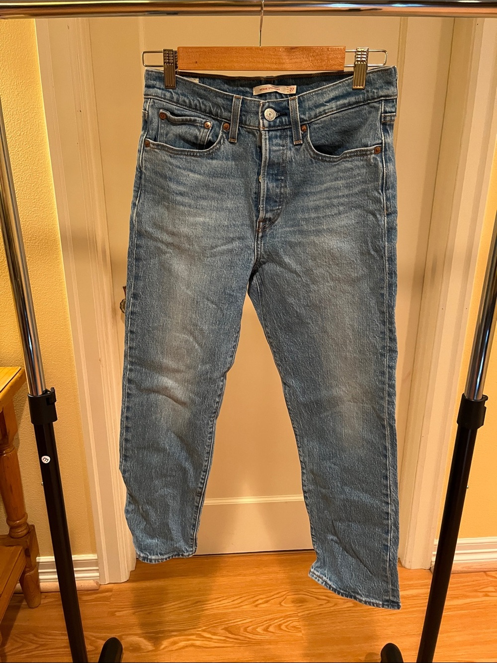 Levi's Women's Light Blue Relaxed Jeans